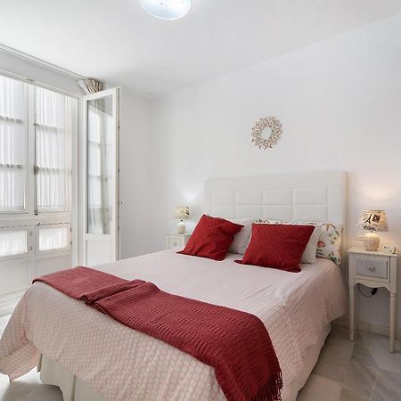 Apartamento En El Centro De Cadiz Exterior photo